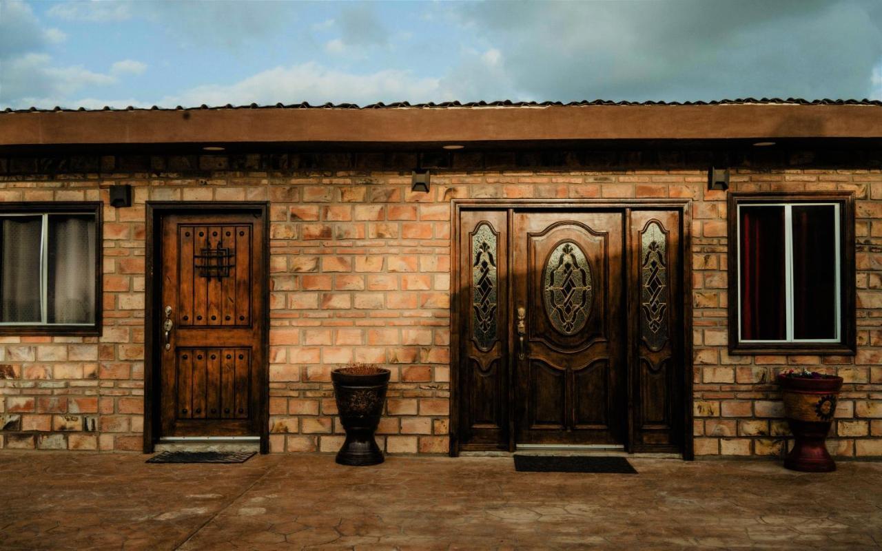 Cabana R Y A Valle De Guadalupe Exteriör bild